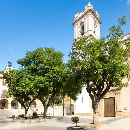 Estudios Ramon Llull Apartment