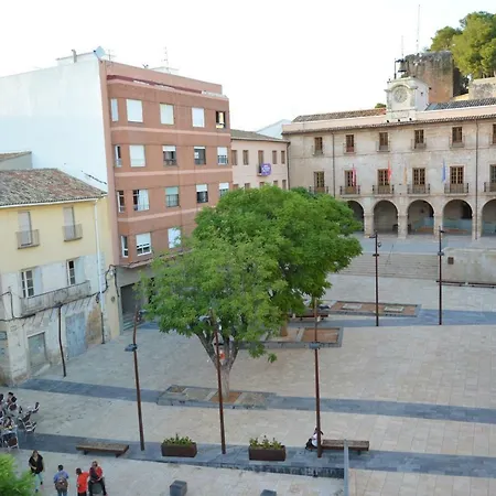 Estudios Ramón Llull *
