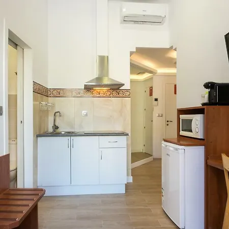 Estudios Ramon Llull Apartment