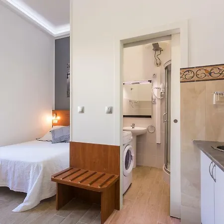 Estudios Ramon Llull *