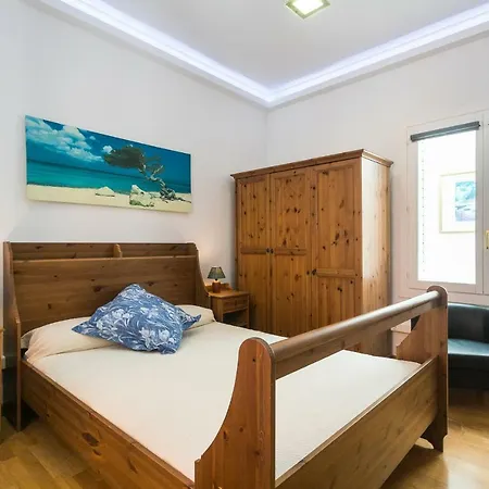 Estudios Ramón Llull Apartamento