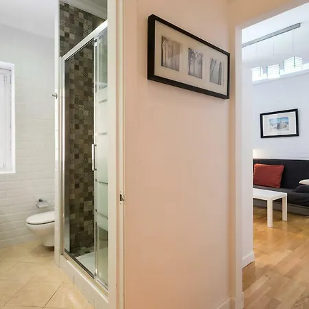 Estudios Ramón Llull Apartamento *