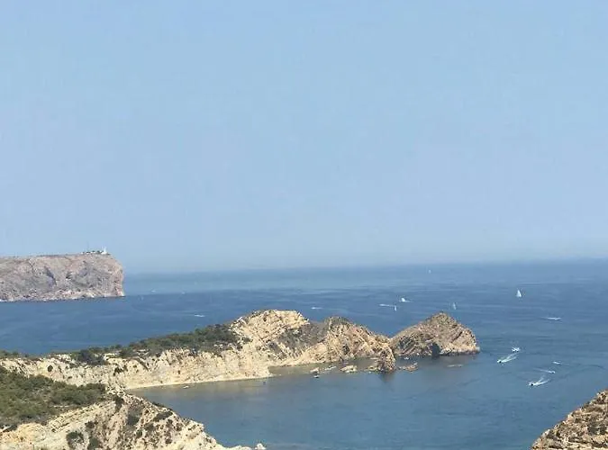 Estudios Ramon Llull *