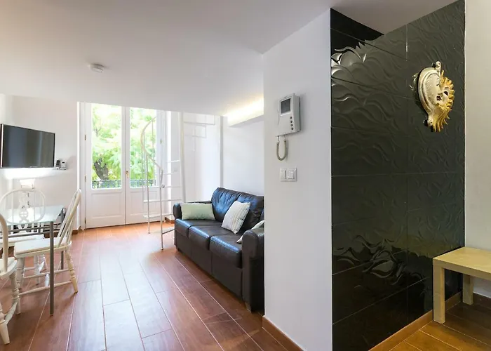 Estudios Ramon Llull Apartamento Dénia