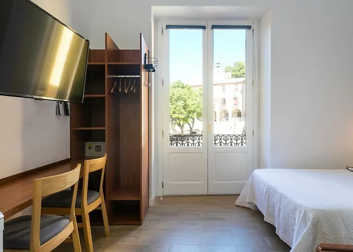 Estudios Ramon Llull Apartamento *